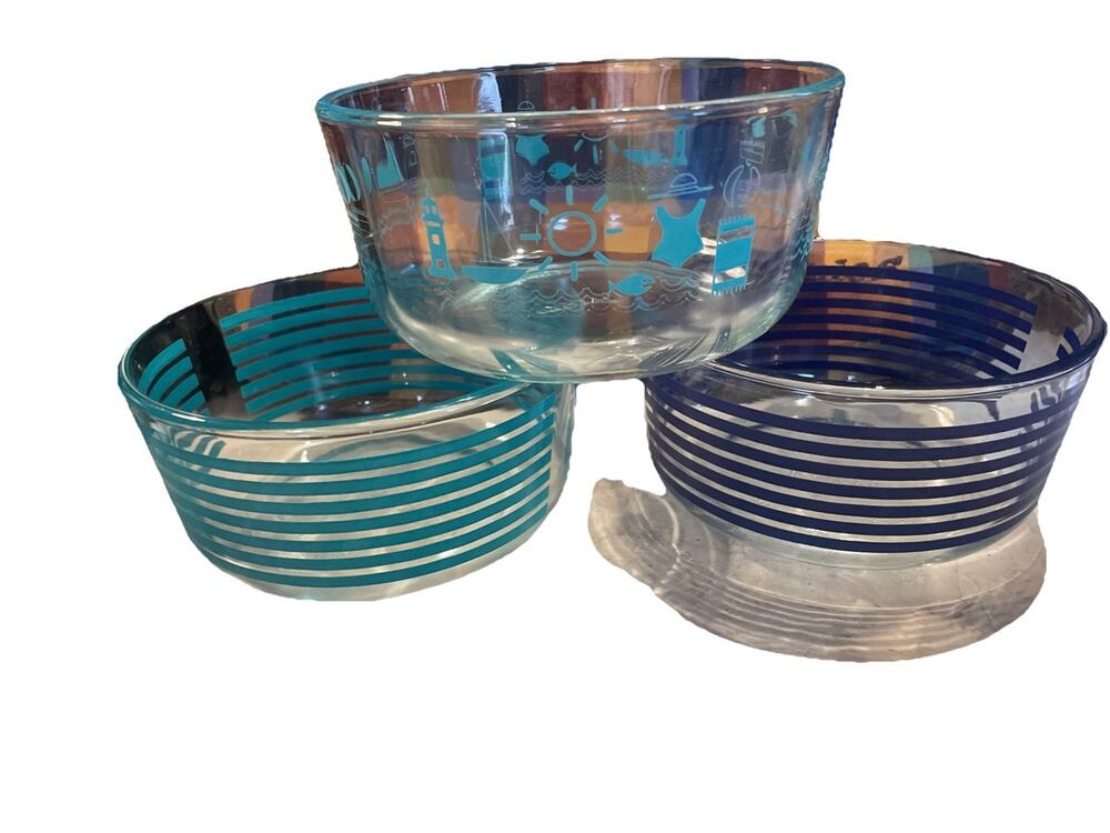Pyrex 3 Pc Blue/aqua Stripe & Summer Beach Scene Glass Storage 7201